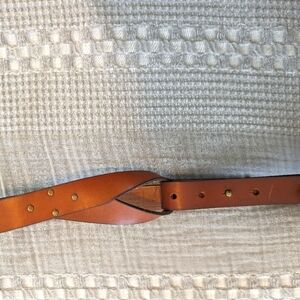 Women's leather waist belt